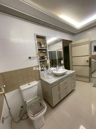 Imagem Casa com 5 Quartos à Venda, 180 m² em Portinho - Cabo Frio