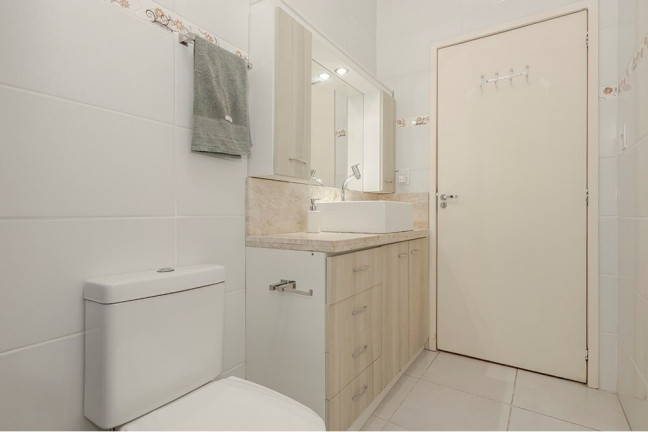 Imagem Imóvel com 3 Quartos à Venda, 89 m² em Rio Branco - Porto Alegre