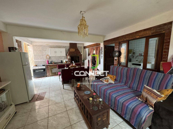 Imagem Casa com 5 Quartos à Venda, 270 m² em Fazenda - Itajaí