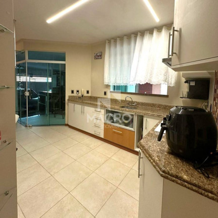 Imagem Casa com 3 Quartos à Venda, 170 m² em Amizade - Jaraguá Do Sul