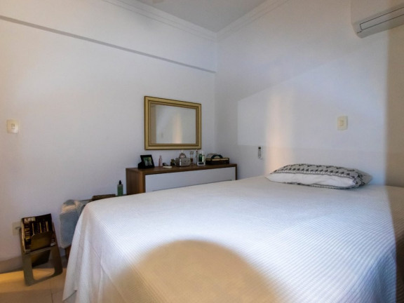 Imagem Apartamento com 2 Quartos à Venda, 130 m² em Gonzaga - Santos