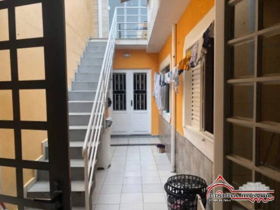 Imagem Casa com 3 Quartos para Alugar,  em Centro - Jacareí