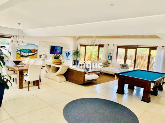 Imagem Casa com 9 Quartos à Venda, 415 m² em Ferradura - Armação Dos Búzios Imagem Casa com 9 Quartos à Venda, 415 m² em Ferradura - Armação Dos Búzios