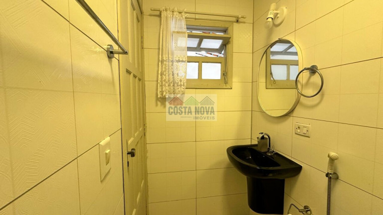 Imagem Casa com 3 Quartos à Venda, 211 m² em Real - Praia Grande Imagem Casa com 3 Quartos à Venda, 211 m² em Real - Praia Grande