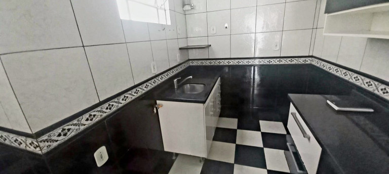 Imagem Imóvel com 2 Quartos à Venda, 75 m² em Várzea - Teresópolis Imagem Imóvel com 2 Quartos à Venda, 75 m² em Várzea - Teresópolis