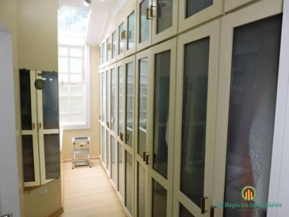 Imagem Casa de Condomínio com 5 Quartos à Venda, 1.500 m² em Carapicuíba