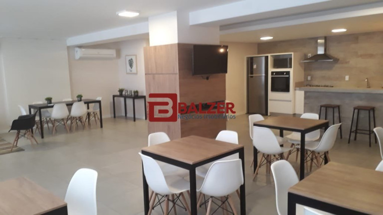 Imagem Apartamento com 2 Quartos à Venda, 60 m² em Trindade - Florianópolis Imagem Apartamento com 2 Quartos à Venda, 60 m² em Trindade - Florianópolis
