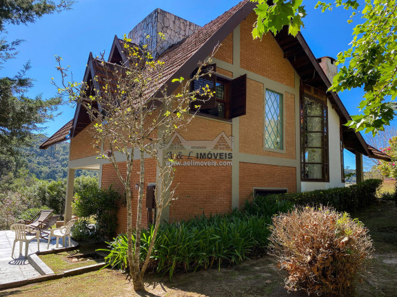 Imagem Casa de Condomínio com 3 Quartos à Venda, 133 m² em Imbiri - Campos Do Jordão