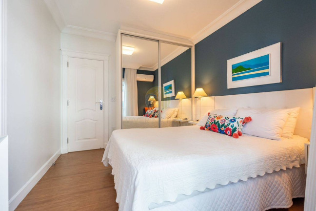 Imagem Apartamento com 3 Quartos à Venda,  em Centro - Balneário Camboriú