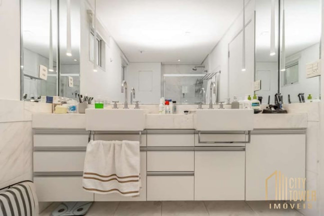 Imagem Apartamento com 2 Quartos à Venda, 146 m² em Vila Nova Conceição - São Paulo Imagem Apartamento com 2 Quartos à Venda, 146 m² em Vila Nova Conceição - São Paulo