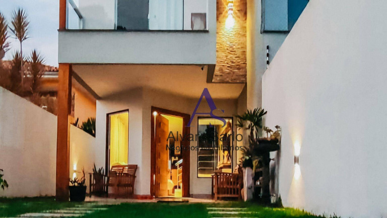 Casa com 3 Quartos à Venda, 146 m² em Interlagos - Vila Velha