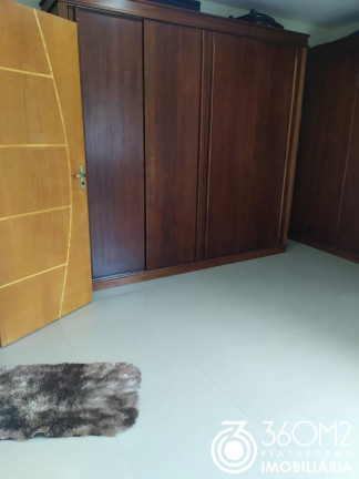 Imagem Casa com 3 Quartos à Venda, 252 m² em Jardim Marek - Santo André Imagem Casa com 3 Quartos à Venda, 252 m² em Jardim Marek - Santo André