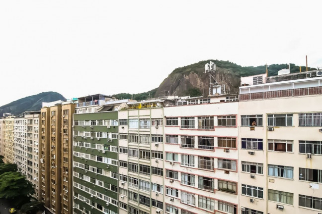 Imagem Imóvel com 2 Quartos à Venda, 106 m² em Copacabana - Rio De Janeiro Imagem Imóvel com 2 Quartos à Venda, 106 m² em Copacabana - Rio De Janeiro