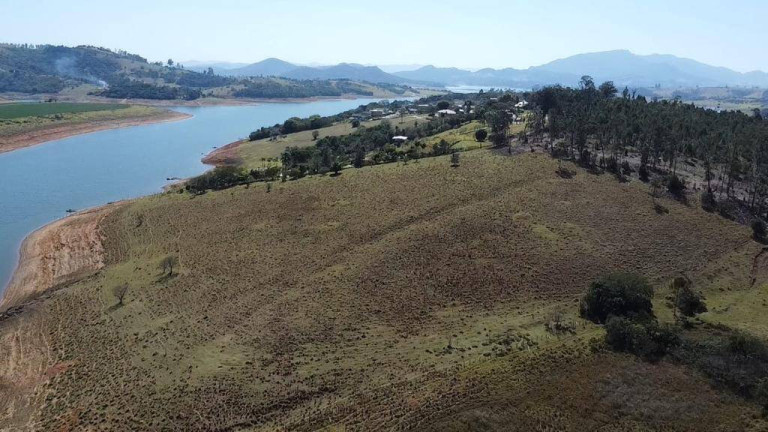Imagem Chácara com 8 Quartos à Venda, 83.000 m² em Condomínio Novo Horizonte - Piracaia Imagem Chácara com 8 Quartos à Venda, 83.000 m² em Condomínio Novo Horizonte - Piracaia