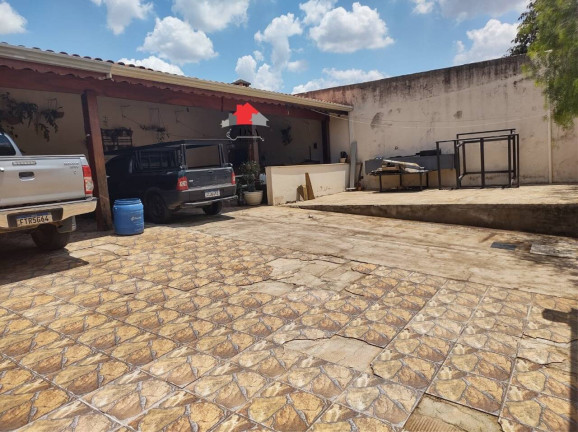 Casa com 3 Quartos à Venda, 450 m² em Jardim Santa Izabel - Hortolândia