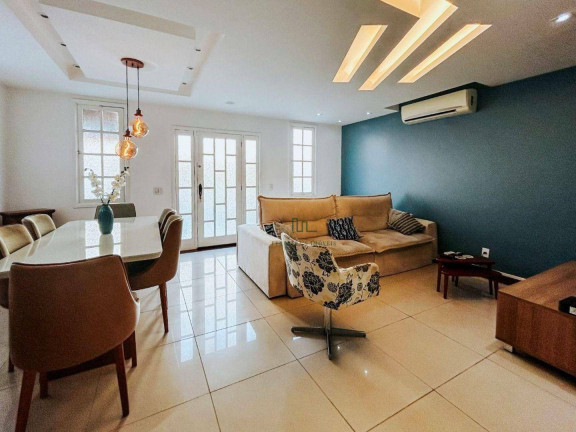 Casa com 3 Quartos à Venda, 140 m² em Itaipu - Niterói