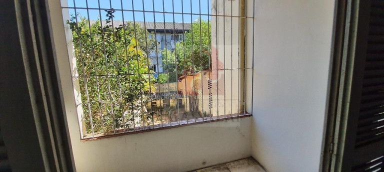 Imagem Casa com 3 Quartos à Venda, 150 m² em Menino Deus - Porto Alegre