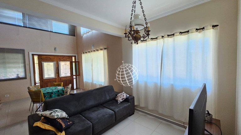 Imagem Casa com 3 Quartos à Venda, 202 m² em Condomínio Santa Fé - Piracaia