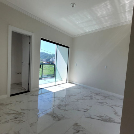 Imagem Sobrado com 3 Quartos à Venda, 107 m² em Rio Pequeno - Camboriú