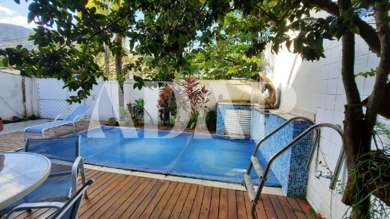 Imagem Casa com 3 Quartos à Venda, 180 m² em Vargem Pequena - Rio De Janeiro Imagem Casa com 3 Quartos à Venda, 180 m² em Vargem Pequena - Rio De Janeiro