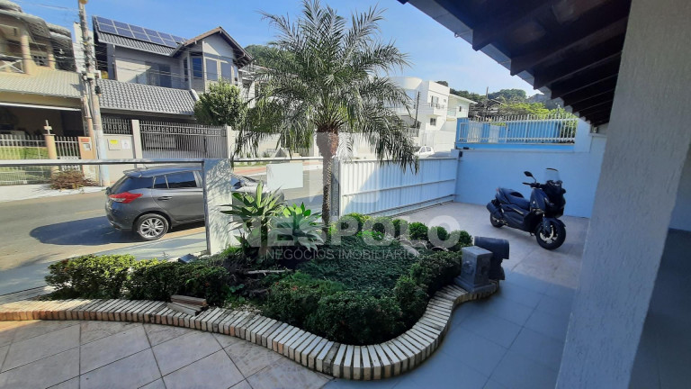 Imagem Casa com 3 Quartos à Venda, 348 m² em Praia Dos Amores - Balneario Camboriu