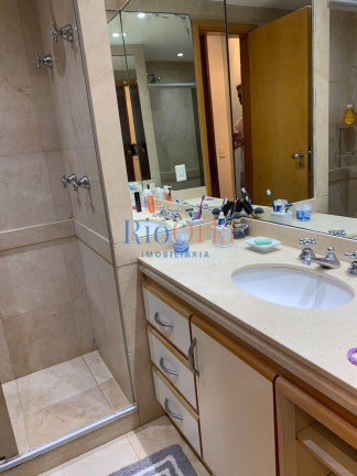 Imagem Apartamento com 4 Quartos à Venda, 167 m² em Barra Da Tijuca - Rio De Janeiro