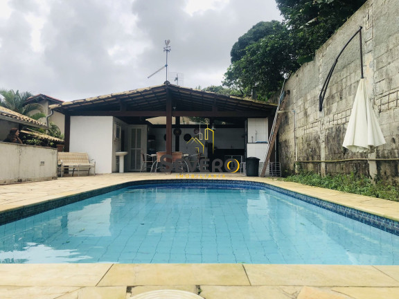 Casa com 4 Quartos à Venda, 480 m² em Pendotiba - Niterói