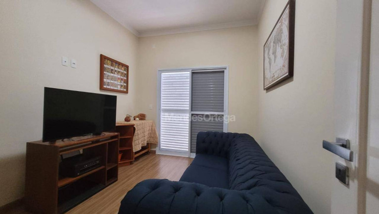 Imagem Casa com 3 Quartos à Venda, 220 m² em Aparecidinha - Sorocaba