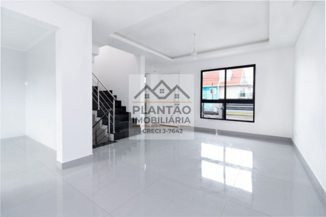 Sobrado com 3 Quartos à Venda, 1.610 m² em Boa Vista - Curitiba