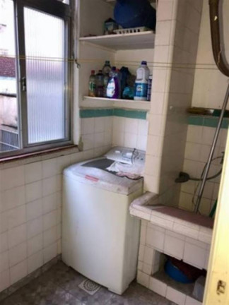Imagem Apartamento com 2 Quartos à Venda, 70 m² em Embare - Santos