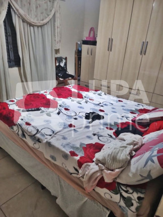 Imagem Casa com 3 Quartos à Venda, 240 m² em Vila Nova Galvão - São Paulo Imagem Casa com 3 Quartos à Venda, 240 m² em Vila Nova Galvão - São Paulo