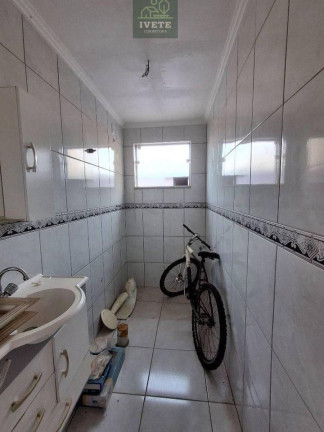 Imagem Casa com 2 Quartos à Venda, 120 m²
