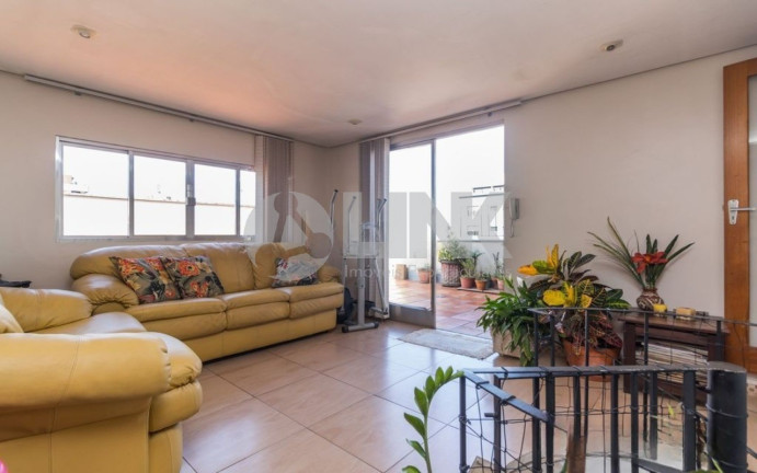 Imagem Imóvel com 3 Quartos à Venda, 150 m² em Petrópolis - Porto Alegre