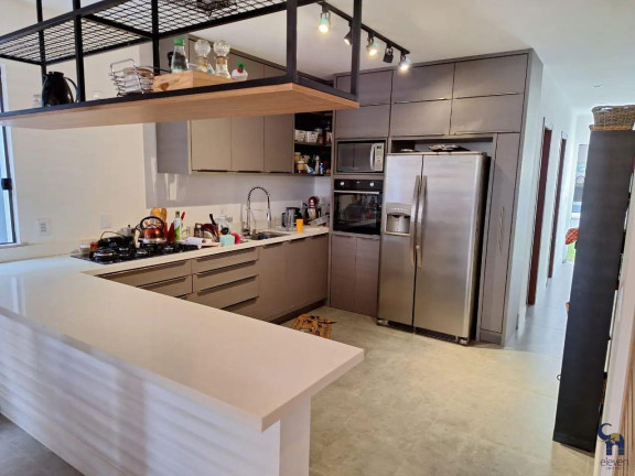 Imagem Casa com 4 Quartos à Venda, 210 m² em Recreio Ipitanga - Lauro De Freitas