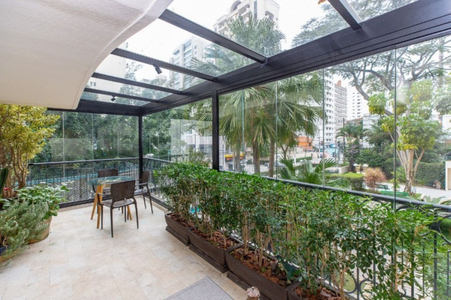 Imagem Imóvel com 3 Quartos à Venda, 150 m² em Moema - São Paulo