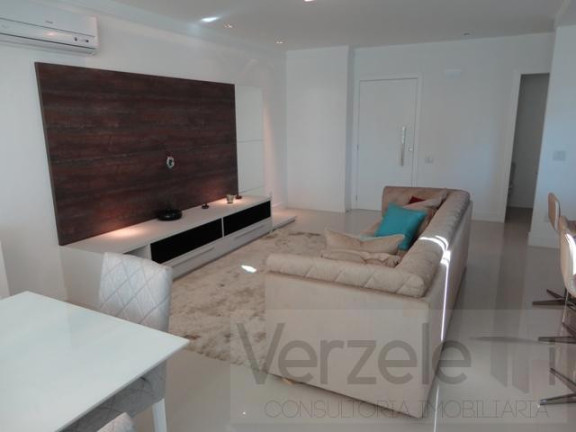 Imagem Apartamento com 3 Quartos à Venda, 130 m² em Centro - Balneário Camboriú