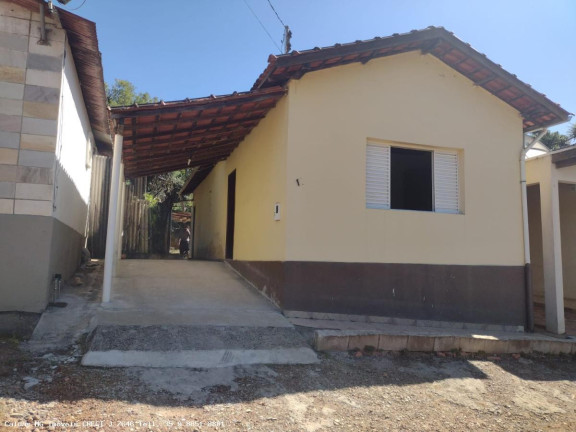 Imagem Casa com 2 Quartos à Venda, 55 m² em Pocinhos Do Rio Verde - Caldas