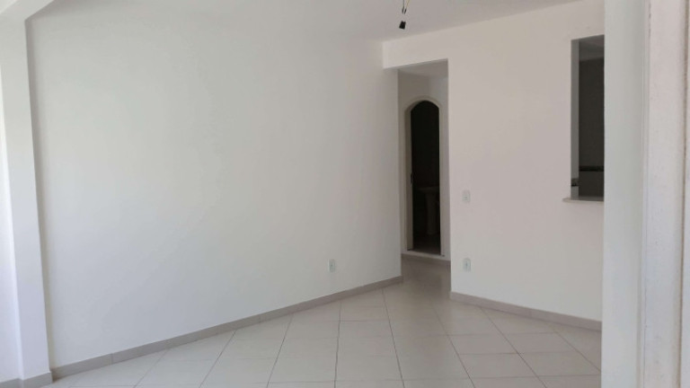Imagem Apartamento com 2 Quartos à Venda, 96 m² em Foguete - Cabo Frio