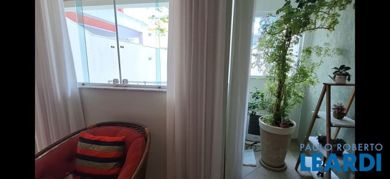 Sobrado com 3 Quartos à Venda, 288 m² em Vila Assunção - Santo André