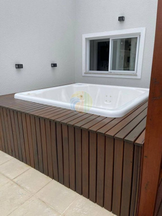 Imagem Cobertura com 4 Quartos à Venda, 160 m² em Mariscal - Bombinhas