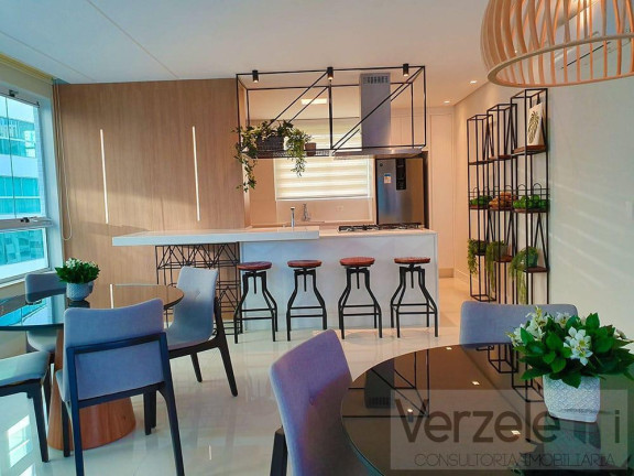 Imagem Apartamento com 3 Quartos à Venda, 145 m² em Centro - Balneário Camboriú Imagem Apartamento com 3 Quartos à Venda, 145 m² em Centro - Balneário Camboriú