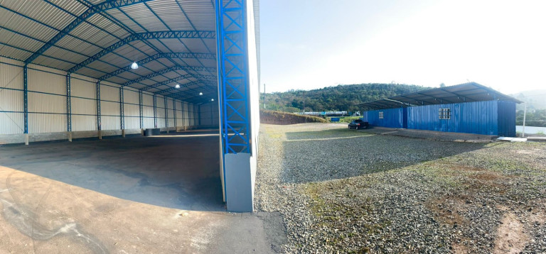 Imagem Imóvel para Alugar, 1.500 m² em Residencial Santa Helena - Gleba Ii - Santana De Parnaíba Imagem Imóvel para Alugar, 1.500 m² em Residencial Santa Helena - Gleba Ii - Santana De Parnaíba