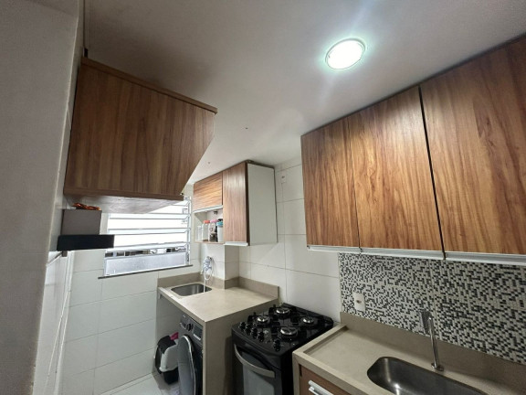 Imagem Apartamento com 2 Quartos à Venda, 49 m² em Pimenteiras - Teresópolis
