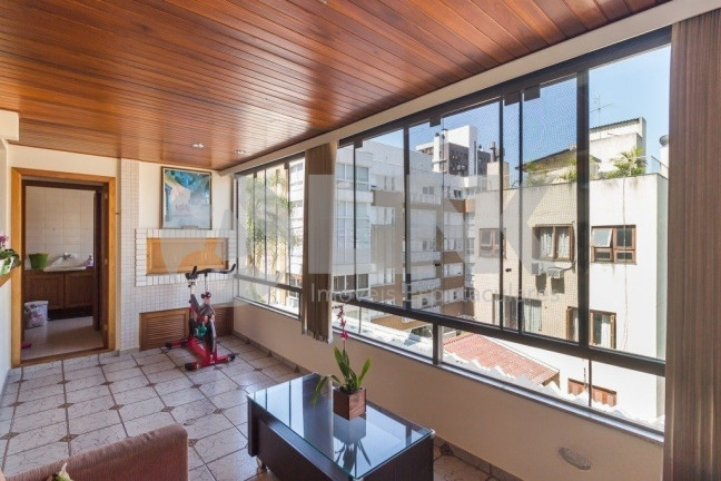 Imagem Apartamento com 3 Quartos à Venda, 190 m² em Petrópolis - Porto Alegre