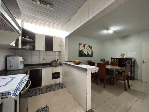 Imagem Casa com 3 Quartos à Venda, 191 m² em Setor Sudoeste - Goiânia Imagem Casa com 3 Quartos à Venda, 191 m² em Setor Sudoeste - Goiânia