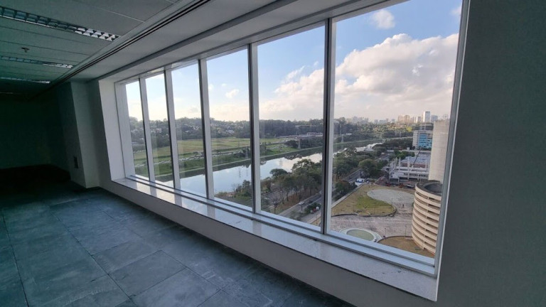 Sala Comercial para Alugar, 568 m² em Granja Julieta - São Paulo
