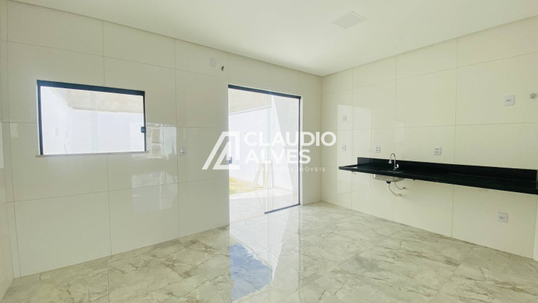 Imagem Casa com 3 Quartos à Venda, 99 m² em Parque Ipê - Feira De Santana