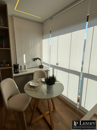 Imagem Apartamento à Venda, 26 m² em Vila Nova Conceição - São Paulo Imagem Apartamento à Venda, 26 m² em Vila Nova Conceição - São Paulo