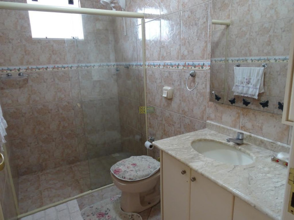 Imagem Casa com 2 Quartos para Alugar ou Temporada, 80 m² em Centro - Porto Belo Imagem Casa com 2 Quartos para Alugar ou Temporada, 80 m² em Centro - Porto Belo