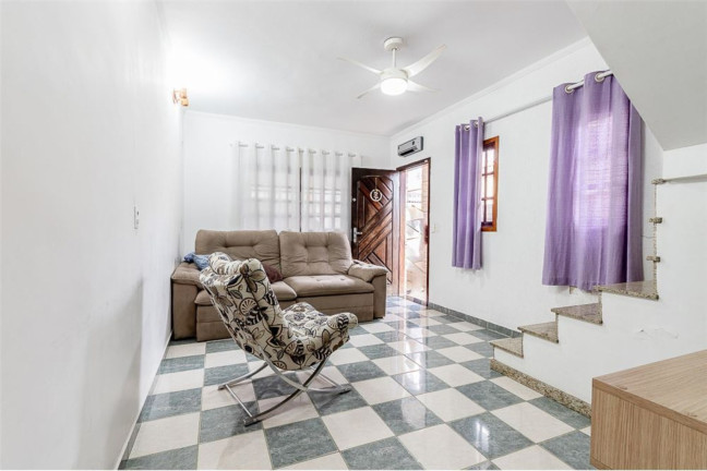 Imagem Casa com 3 Quartos à Venda,  em Vila Carmosina - São Paulo